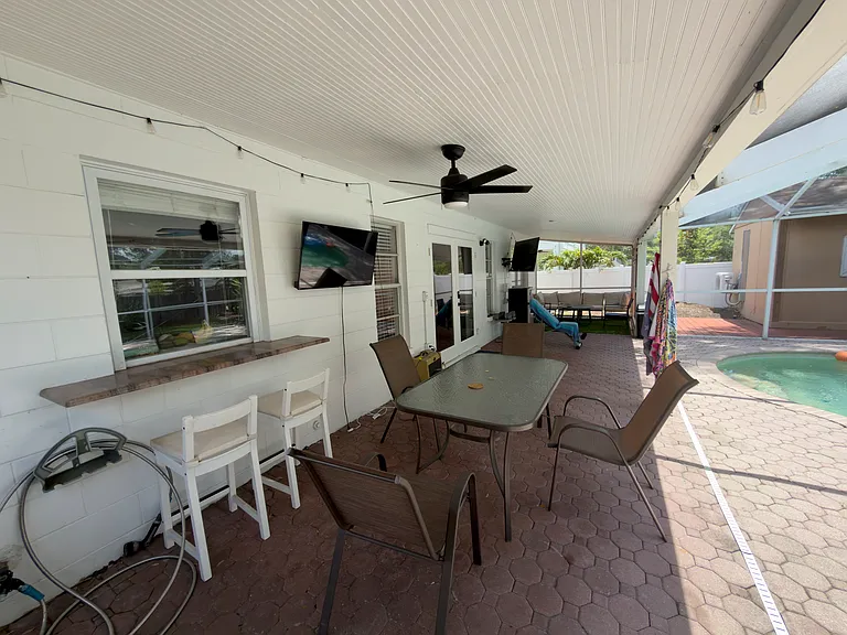 206 N Beverly Ave — Photo 17