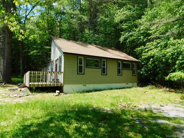973 State Route 42, Sparrowbush, NY 12780