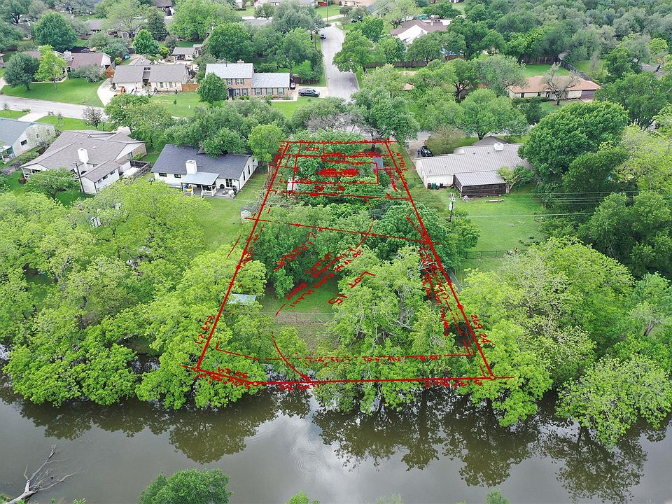 1st image of 1603 W Creek Loop
