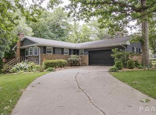 1028 W Wonderview Dr, Dunlap, IL 61525