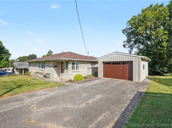 602 Tucker Street, Salem, IN 47167