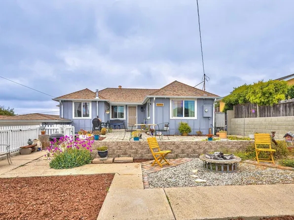 1233 Harcourt Ave, Seaside, CA 93955