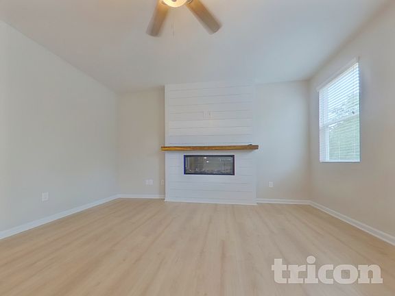 2nd image of 96 Summit Pointe Ln