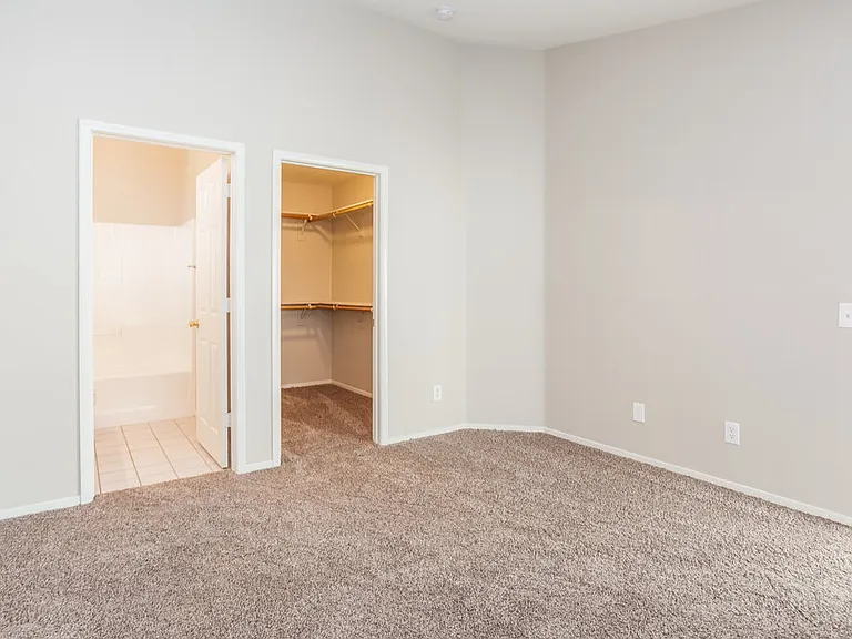 5415 Moody Vista Ct — Photo 10