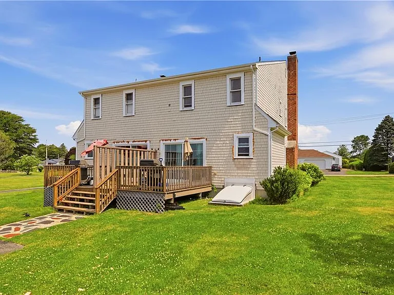 224 Oliphant Ln #B — Photo 28