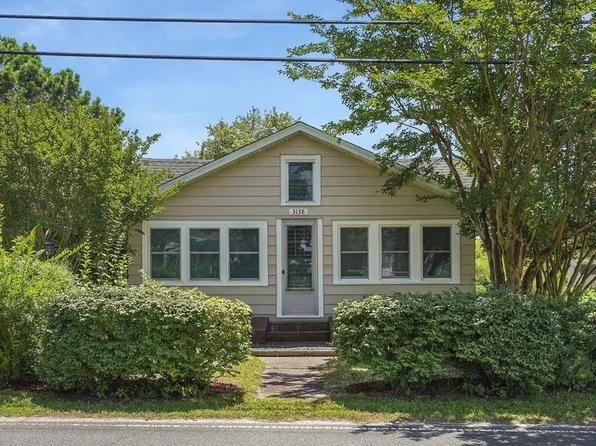 3138 Ridge Rd, Chincoteague Island, VA 23336