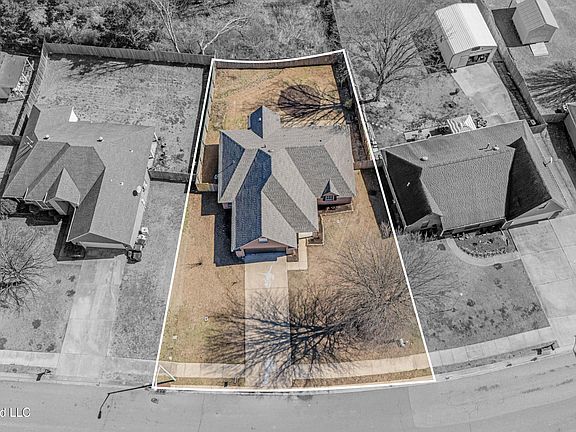 4th image of 6716 Branch Rd