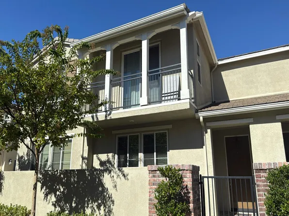 23934 W Calle Del Sol Dr, Valencia, CA 91354