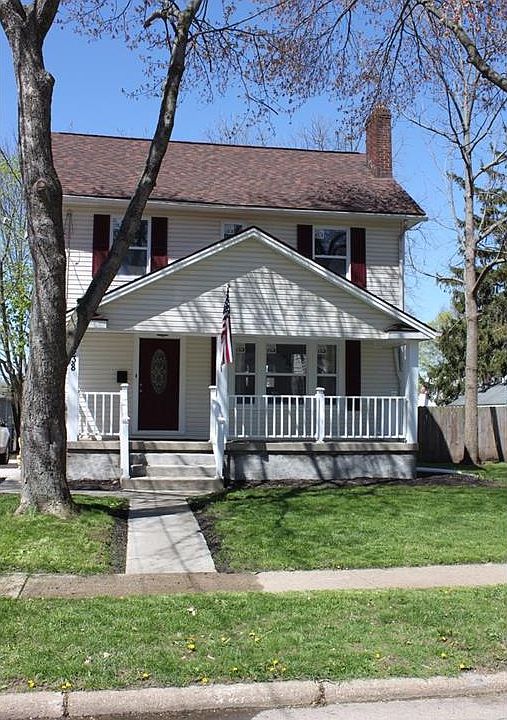 1st image of 2438 8th St