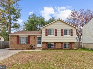 7903 Mansion House Xing, Pasadena, MD 21122