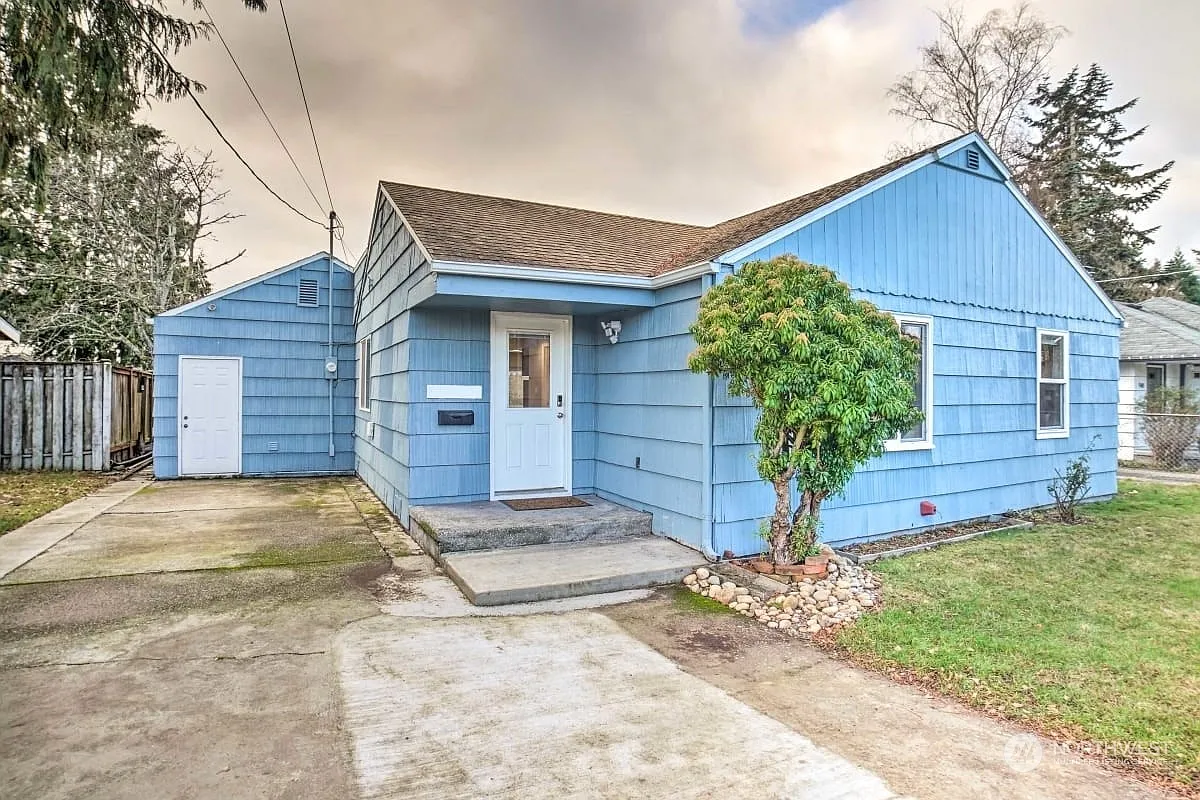 11417 Cornell Avenue S photo 1