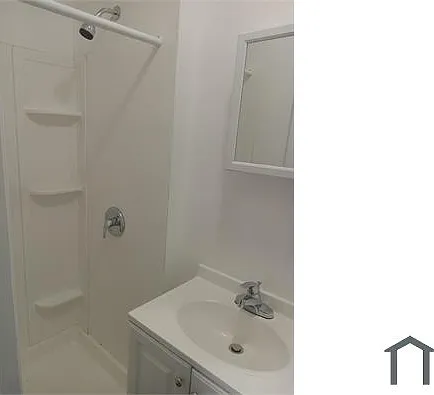 2 bed, $2,050 — Photo 2