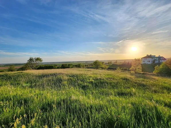 12668 S 229th St, Gretna, NE 68028