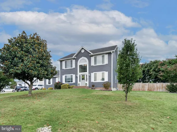 2 Seay Ct, Fredericksburg, VA 22405