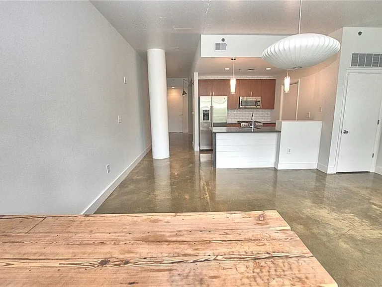 845 Spring St NW #109 — Photo 3