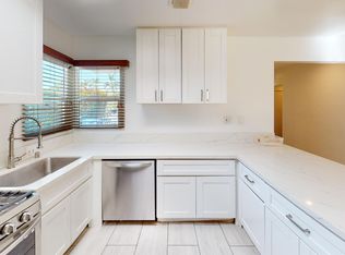 6225 Hobart St, San Diego, CA 92115