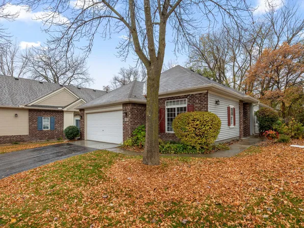 162 Lakeview Rd E, Chanhassen, MN 55317