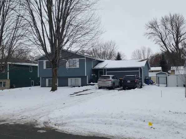 514 5th Ave E, Shakopee, MN 55379