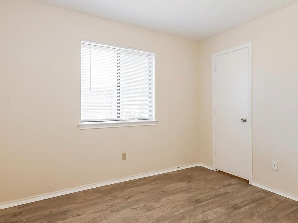 1st image of 1333 Colmar Dr