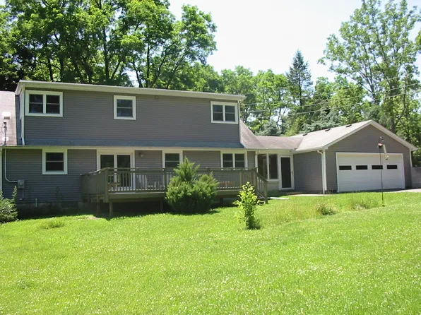 1800 Silverbell Rd, Rochester, MI 48306