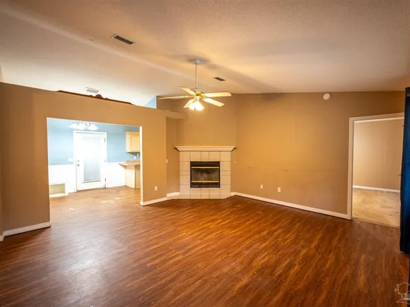 7472 Johnson Rd, Milton, FL 32583