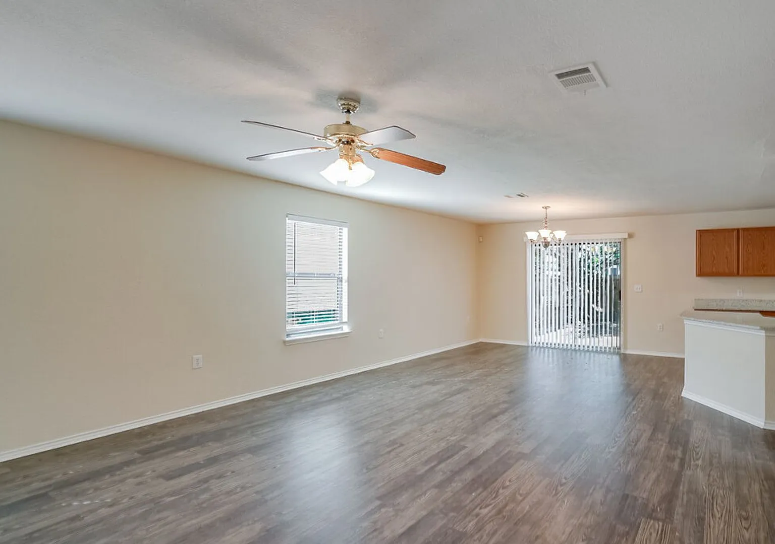 6812 Doyal Dr, Austin, Texas 78747 — Photo 3