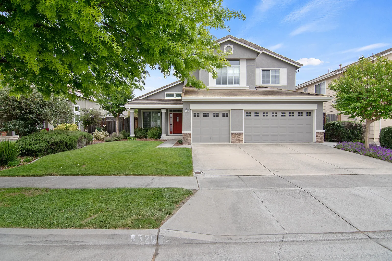 9328 Lone Deer Way photo 1