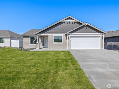 214 N Lessor Loop, Moses Lake, WA, 98837