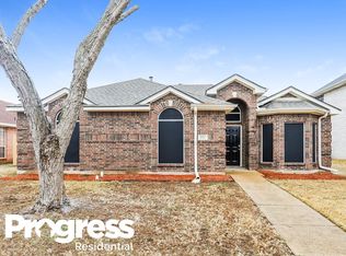 1721 Windmire Dr, Mesquite, TX 75181