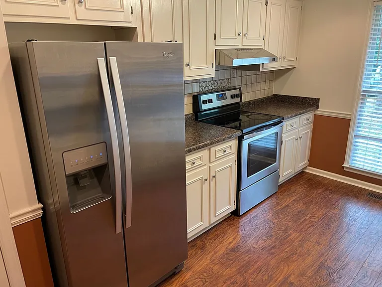 300 Pebble Creek Dr — Photo 11