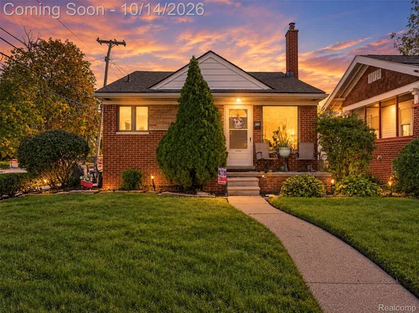 2001 Cornell St, Dearborn, MI 48124