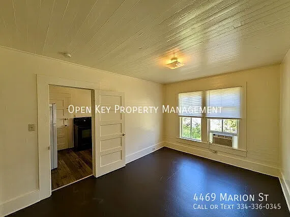 4469 Marion St — Photo 8