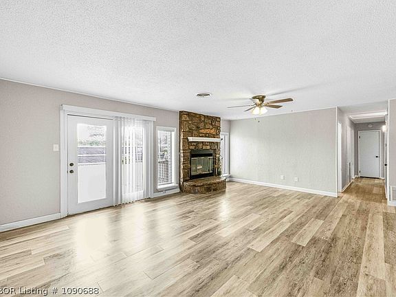 3rd image of 200 Harvard Ave