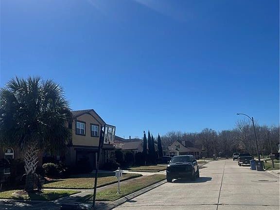 3rd image of 11150 S Idlewood Ct