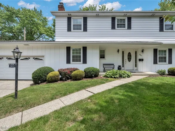 3857 Kay Dr, Stow, OH 44224