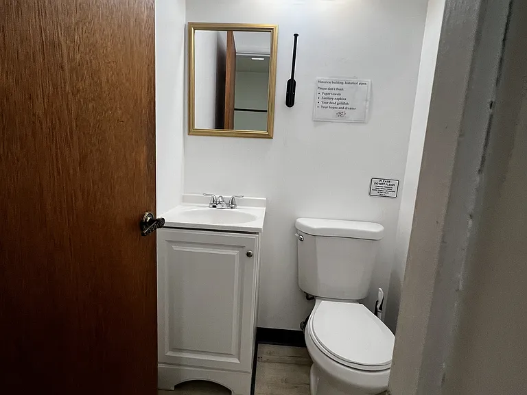 415 W Railroad Ave #1 — Photo 6