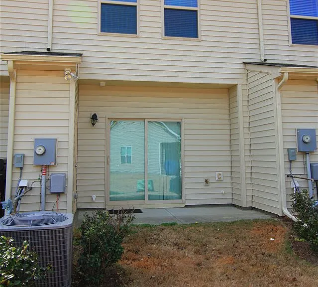 41 Pocono Dr — Photo 21