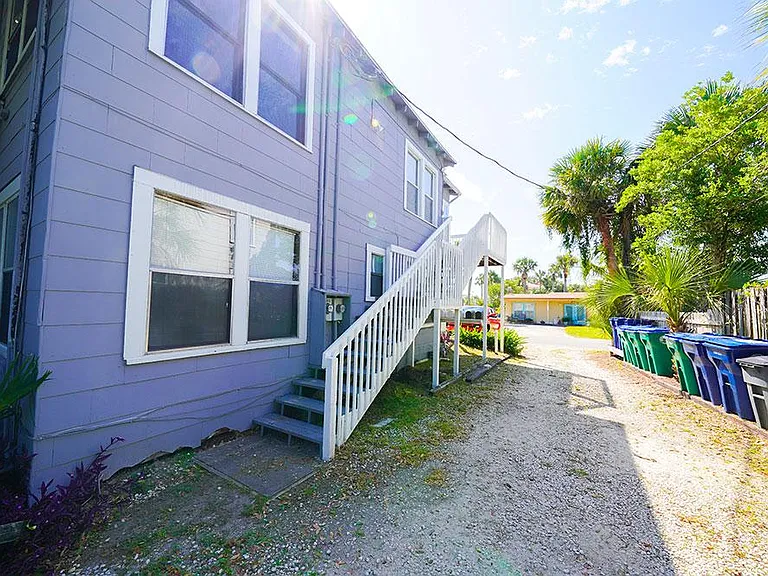 216 Seagate Ave #B — Photo 3
