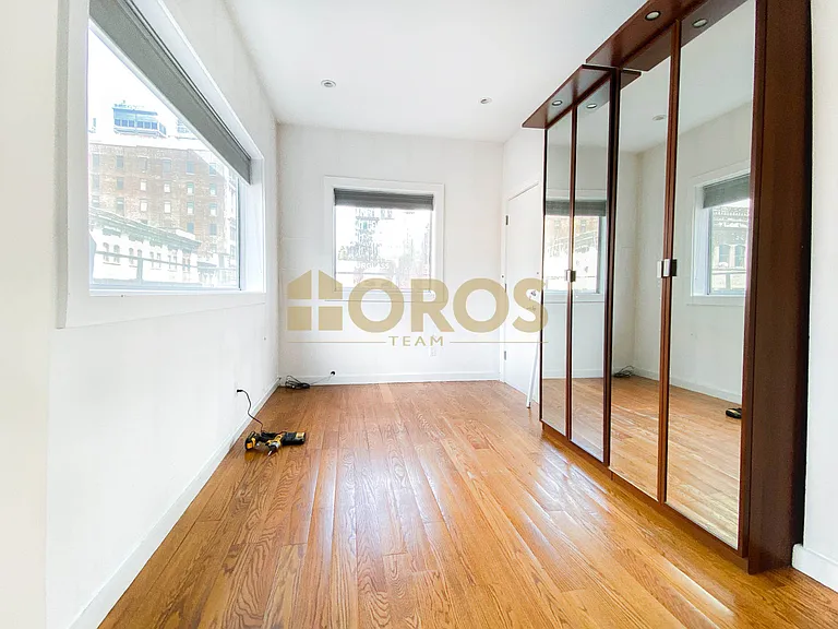 322 Spring St #3 — Photo 6