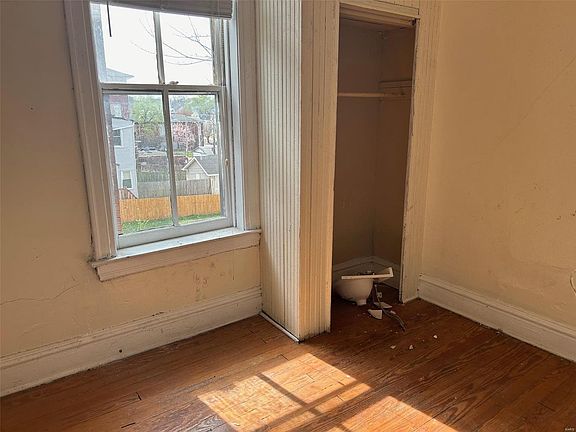 3rd image of 3637 Nebraska Ave