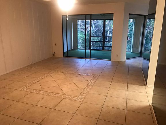 Artistically tiled large Living Room