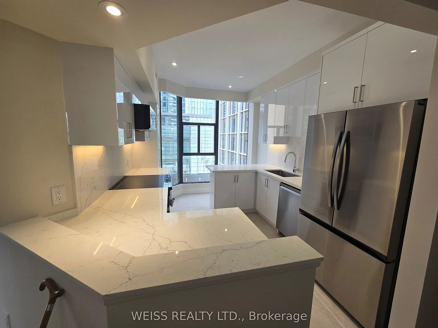 2 bed, $4,400 — Photo 2