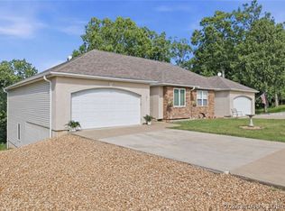 191 Park Place Dr, Kaiser, MO 65047