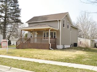 703 Broadway Ave, STERLING, IL 61081