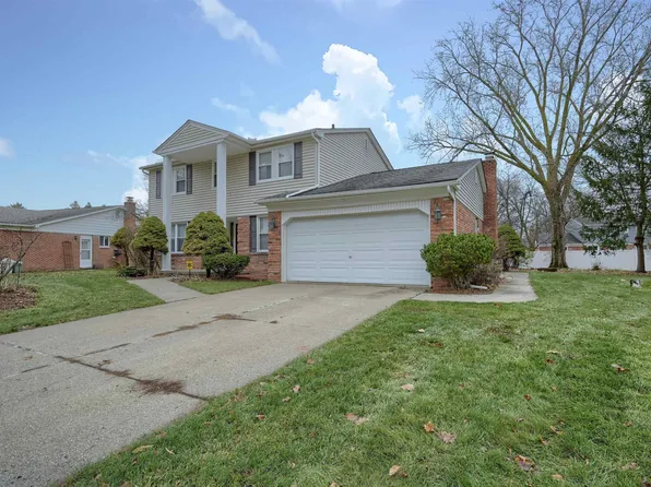 4798 Calvert Dr, Troy, MI 48085