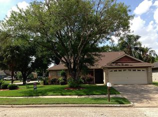 6303 Fairbourne Dr, Pasadena, TX 77505