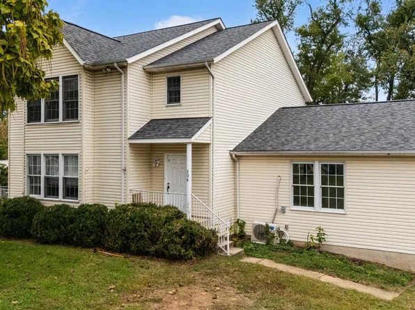 204 Nursery Rd, Linthicum, MD 21090