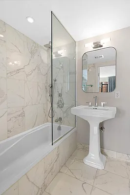 Sold by Compass | media 9