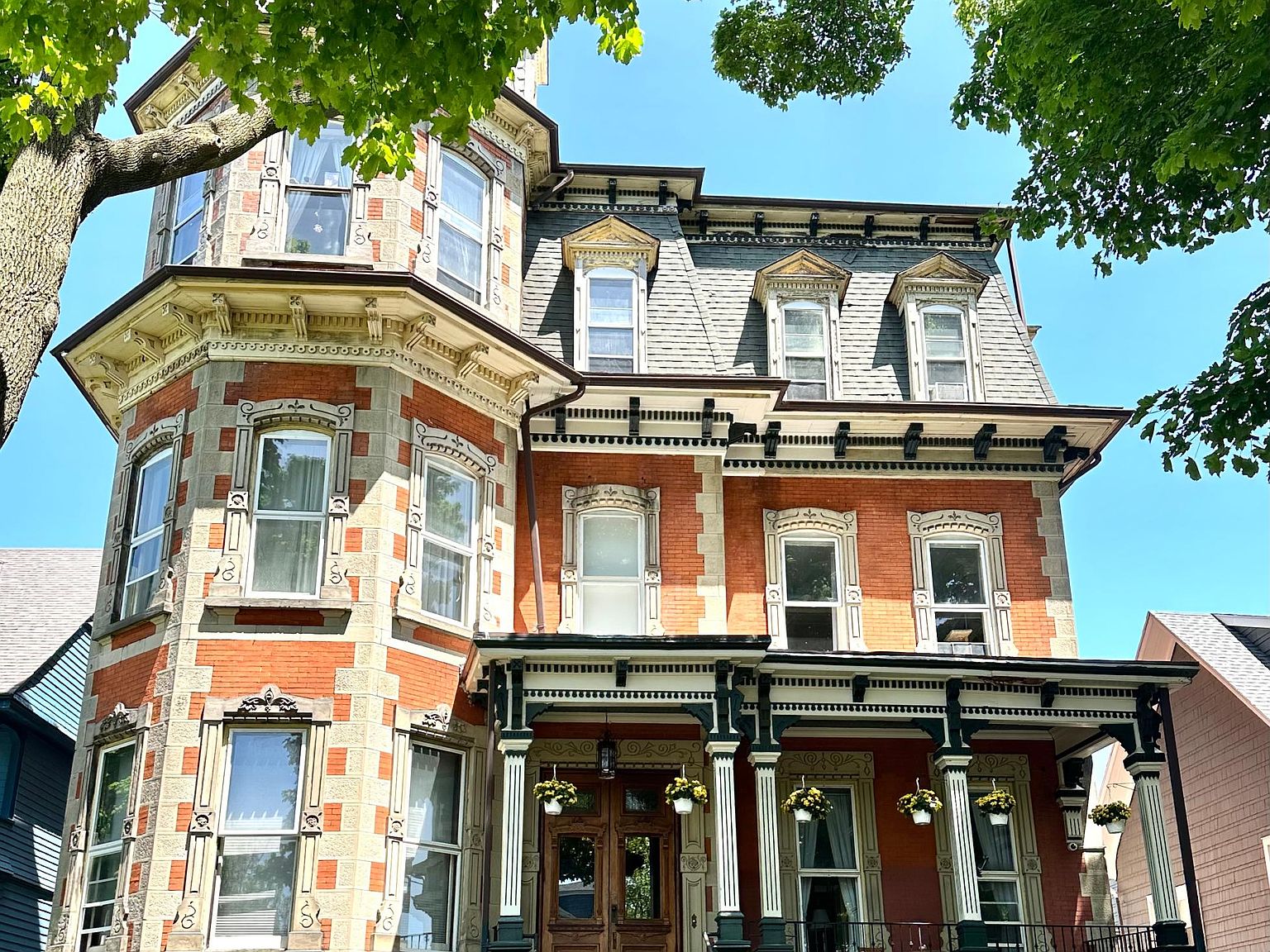 49 Cottage St APT 1, Buffalo, NY 14201 | Zillow