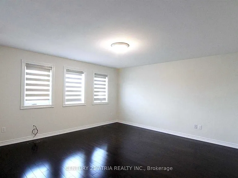 40 Alanbull Sq — Photo 7